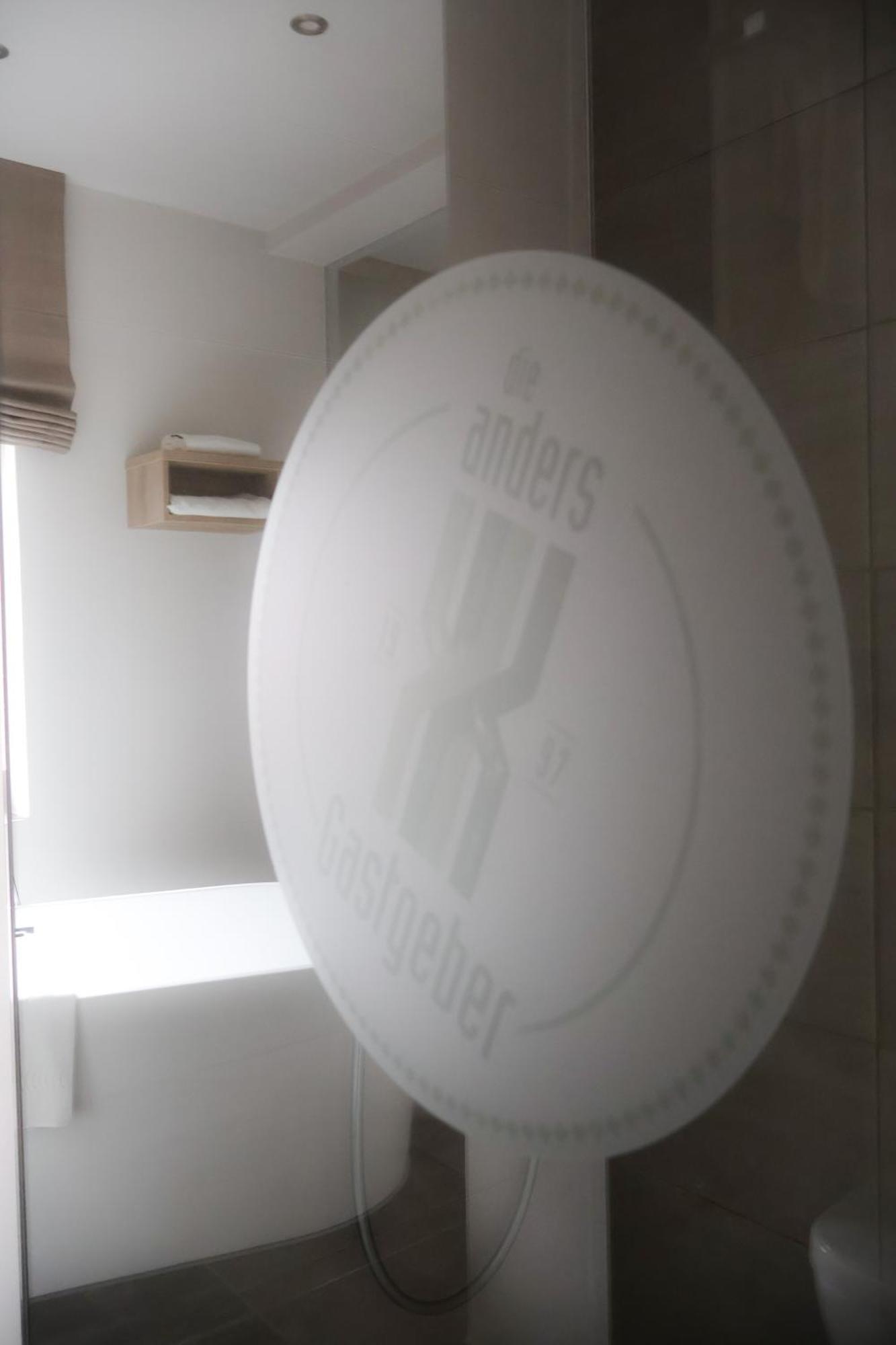 alexxanders Hotel&Boardinghouse, Restaurant Chemnitz Kamer foto